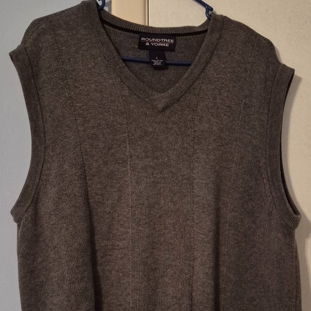 Roundtree & Yorke Solid Gray Grey Sweater Vest Men's Size L 100% Cotton EC